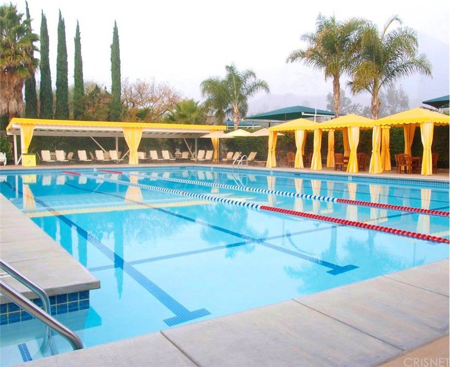 Agoura hills pool cleaning