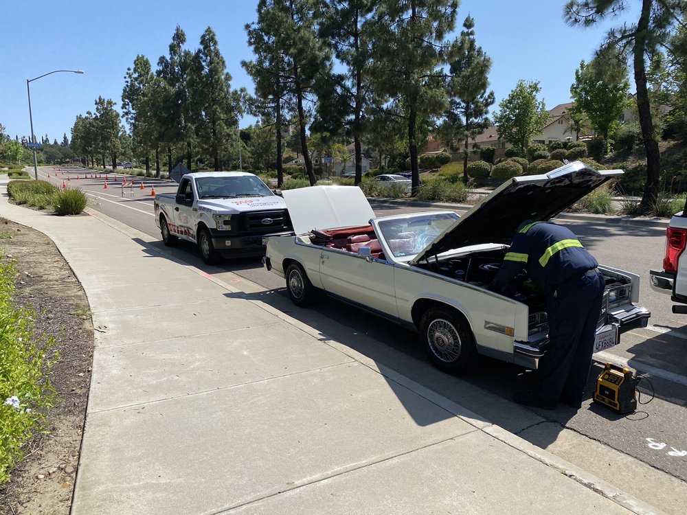 roadside assistance open now